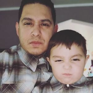 Meet your Posher, Carlos